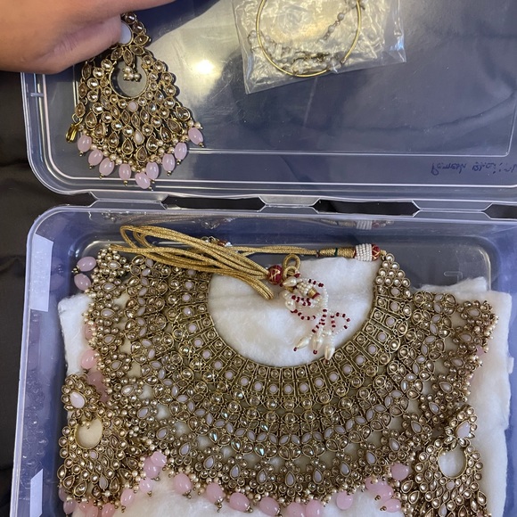 Indian jewelry bangles necklaces wedding sets - Picture 3 of 6